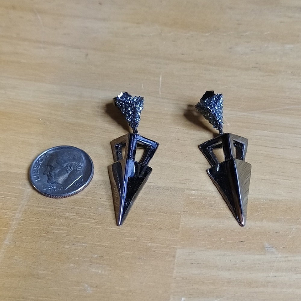 Geometric Black Pyramid Drop Earrings - Picture 2 of 5